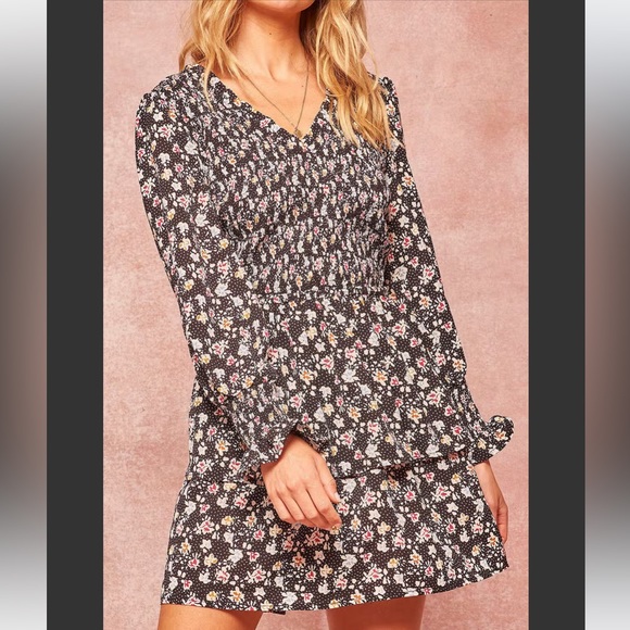 PROMESA FLORAL SMOCKED DRESS ❤️NEW COLLECTION IN STORES❤️ - Picture 3 of 8